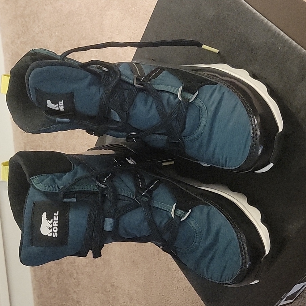 Sorel kinetic sport 8.5 boots